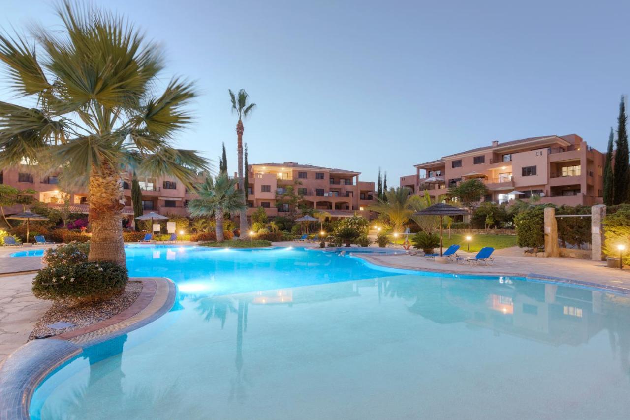 Resitour - Aphrodite Gardens Paphos Eksteriør billede